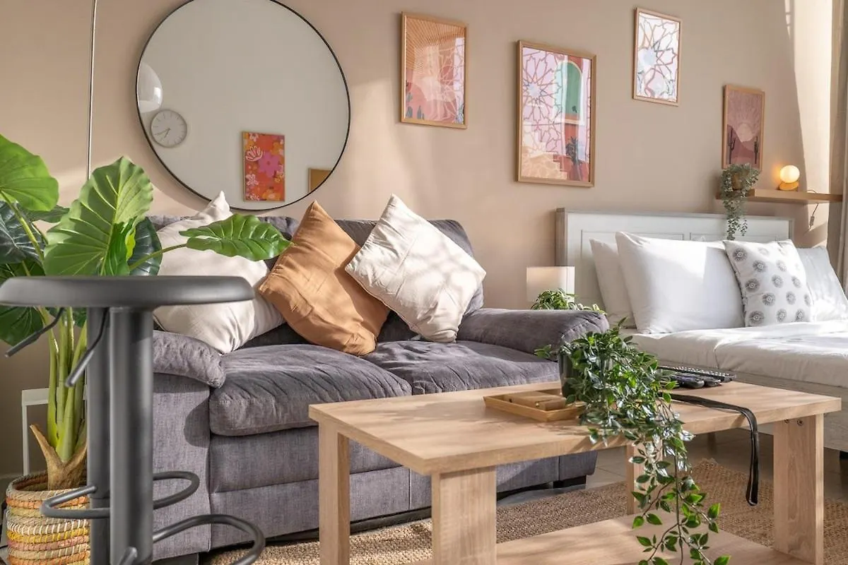 Apartment Trendy Studio With Fitted Kitchen In Discovery Gardens Dubai United Arab Emirates