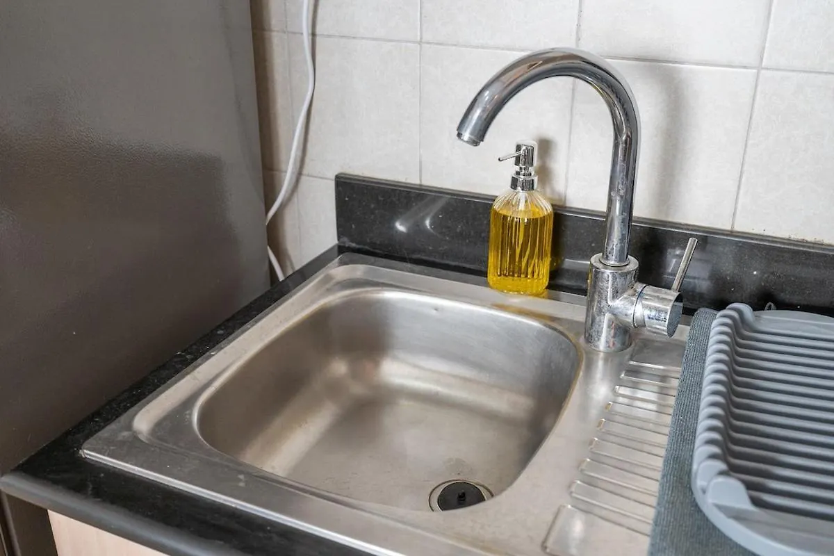 Trendy Studio With Fitted Kitchen In Discovery Gardens Dubai Apartment