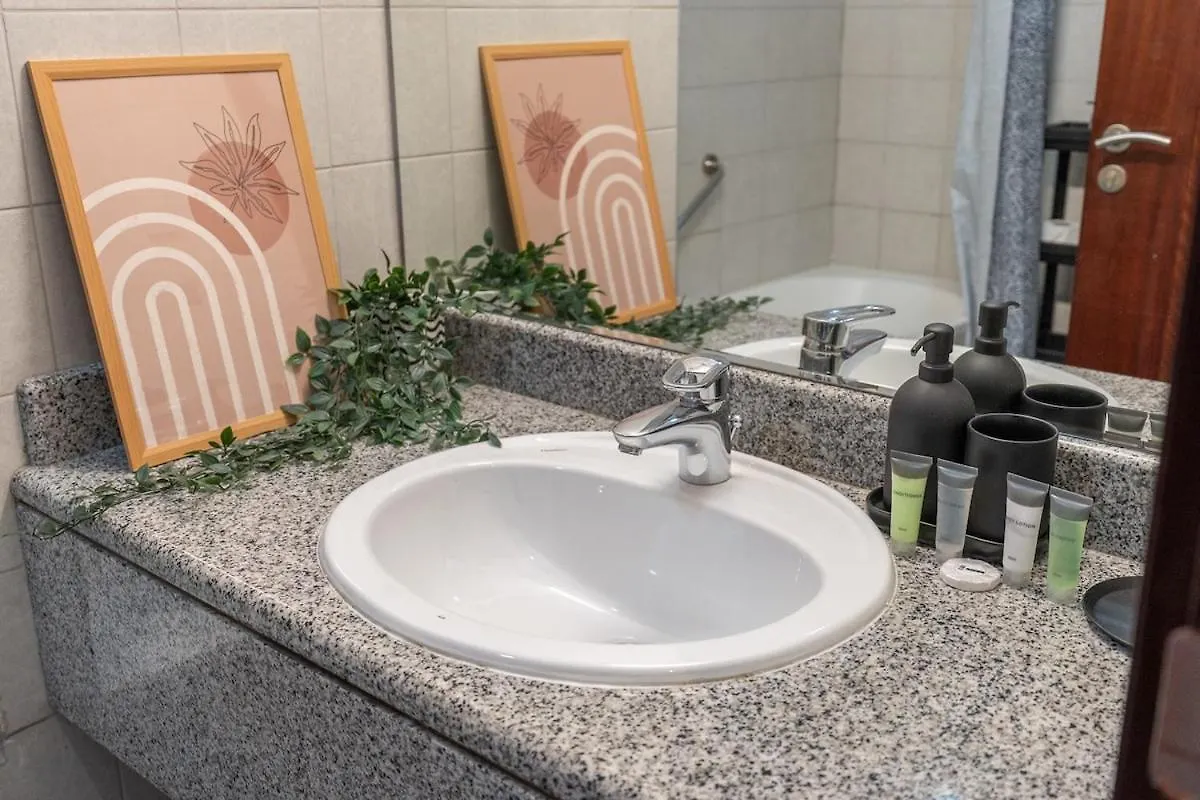 Trendy Studio With Fitted Kitchen In Discovery Gardens Dubai