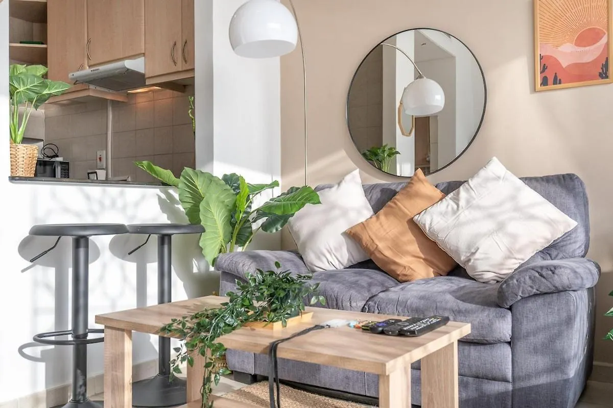 Trendy Studio With Fitted Kitchen In Discovery Gardens Dubai 0*,  United Arab Emirates