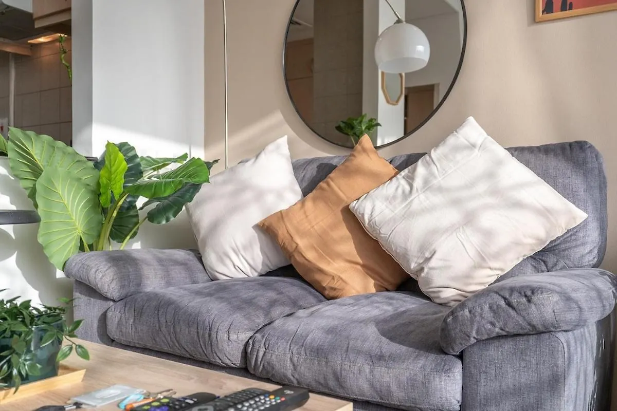 Trendy Studio With Fitted Kitchen In Discovery Gardens Dubai Apartment