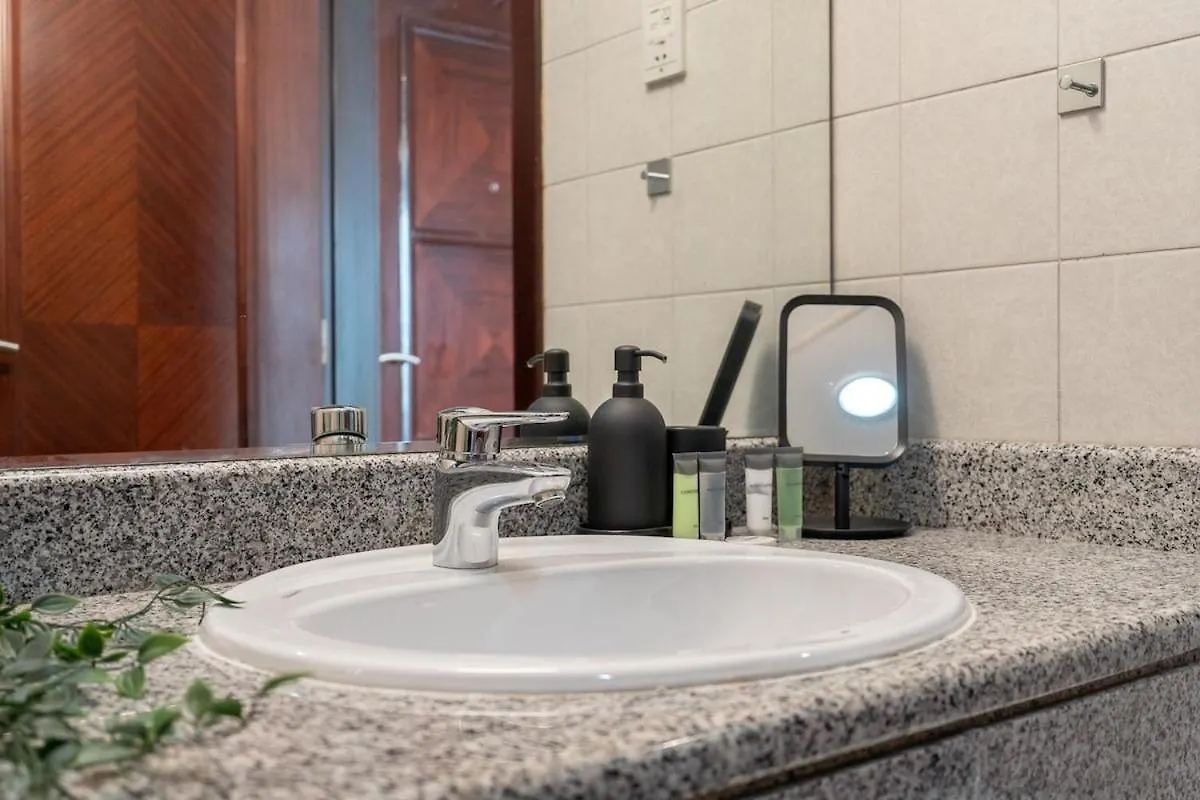 Trendy Studio With Fitted Kitchen In Discovery Gardens Dubai 0*,